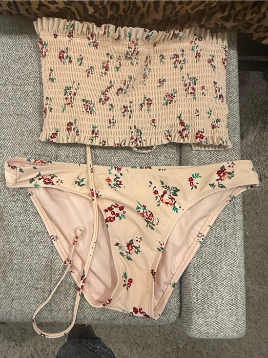 Xhilaration Other - Xhilaration Medium Floral 2 Piece Bikini Smocked High Waist Swimsuit